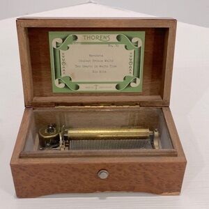 Vintage Thorens No. 30 Wooden Music Box Made In Switzerland Plays 4 Songs